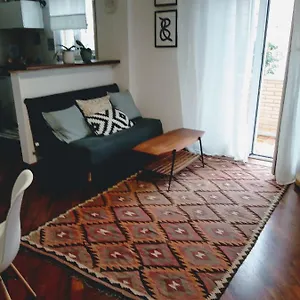  Appartamento Casa Flora Con Giardino Italia