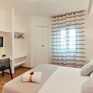2* Pensjonat Coral Bay Charming House
